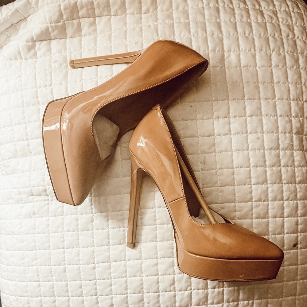 Madden Girl nude heels